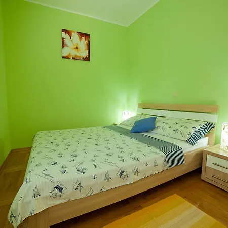 Iris Apartament