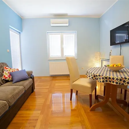 Apartament Iris