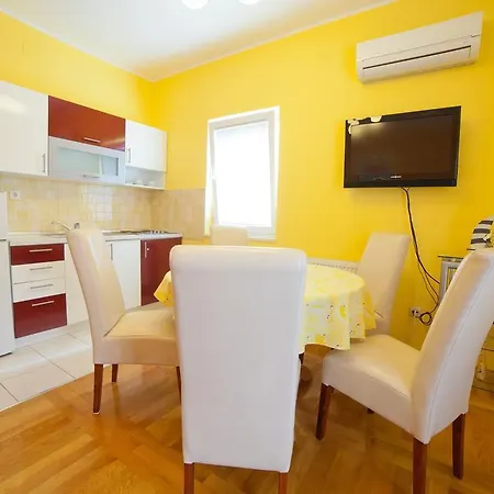 Apartament Iris